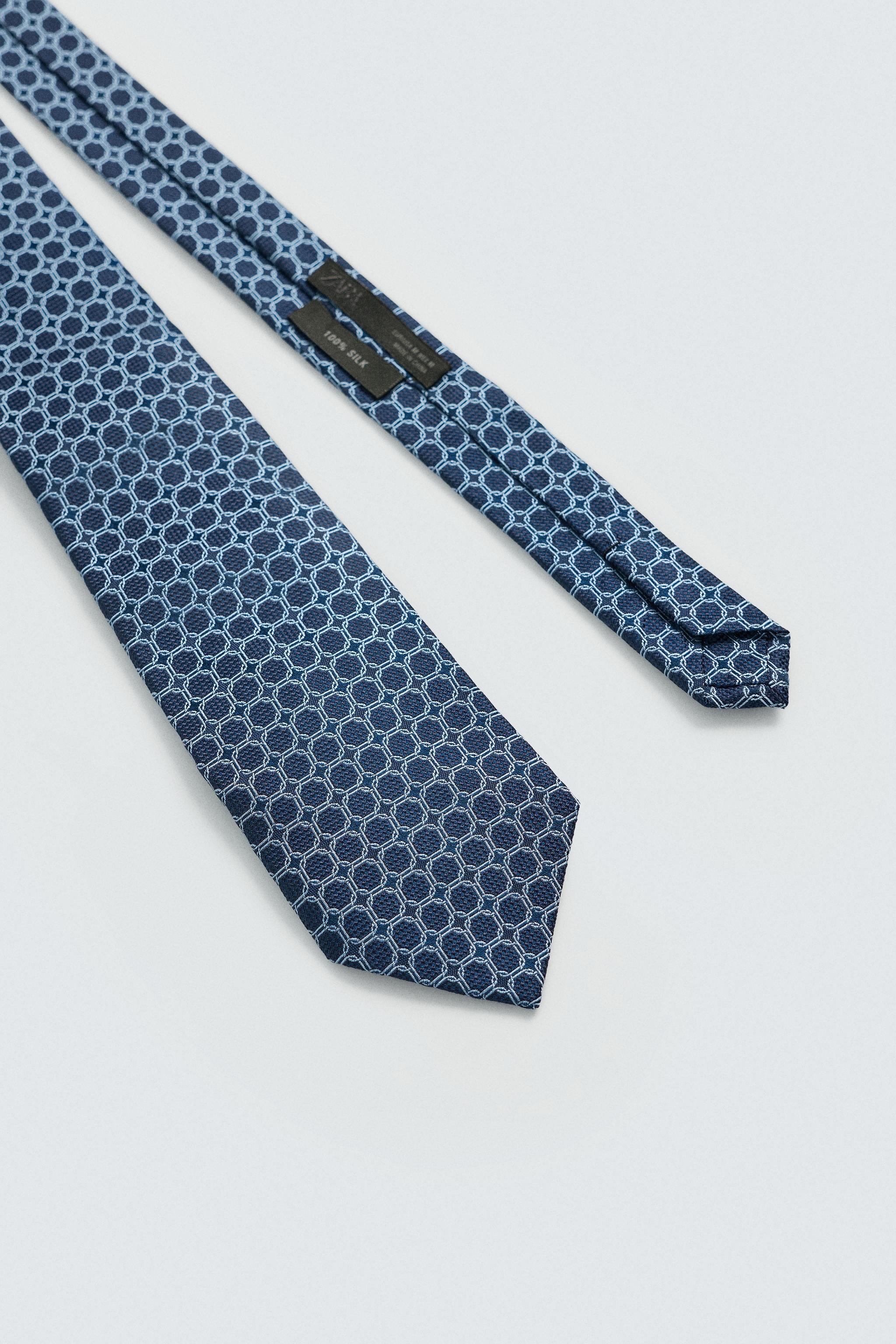 CRAVATE 100% SOIE JACQUARD GÉOMÉTRIQUE